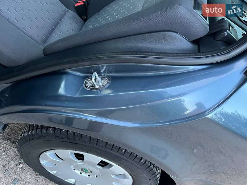 Лифтбек Skoda Octavia 2006 в Первомайске