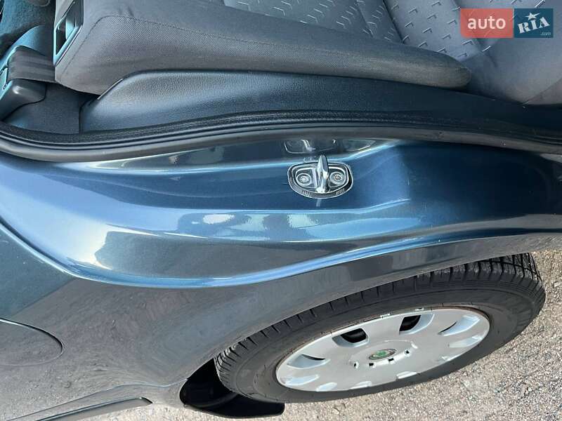 Лифтбек Skoda Octavia 2006 в Первомайске