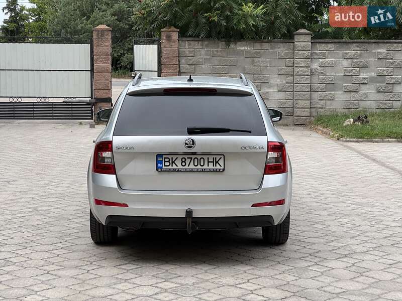 Универсал Skoda Octavia 2016 в Ровно