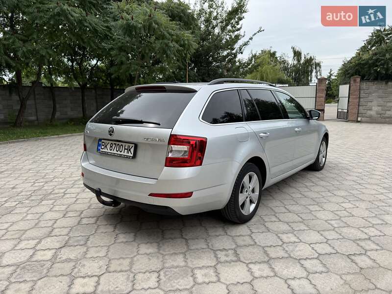 Универсал Skoda Octavia 2016 в Ровно