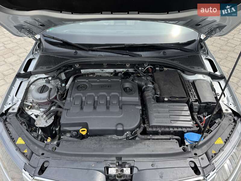 Универсал Skoda Octavia 2016 в Ровно