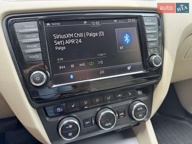 Универсал Skoda Octavia 2016 в Ровно