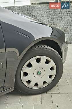 Лифтбек Skoda Octavia 2008 в 