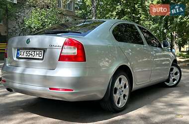 Лифтбек Skoda Octavia 2012 в 