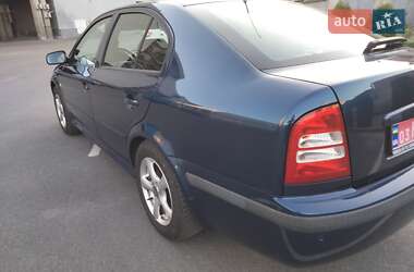 Лифтбек Skoda Octavia 2008 в 