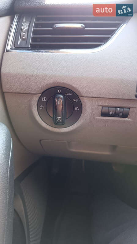 Универсал Skoda Octavia 2015 в Харькове