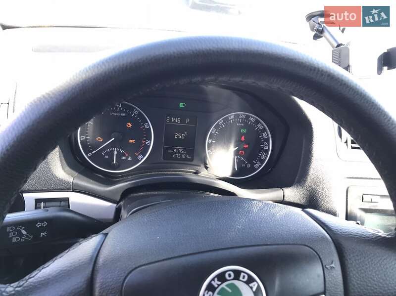 Универсал Skoda Octavia 2012 в Луцке