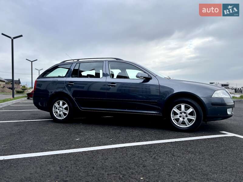 Универсал Skoda Octavia 2007 в Ровно