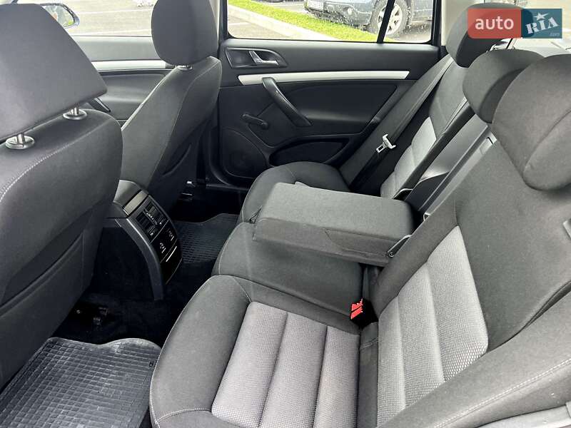 Универсал Skoda Octavia 2007 в Ровно