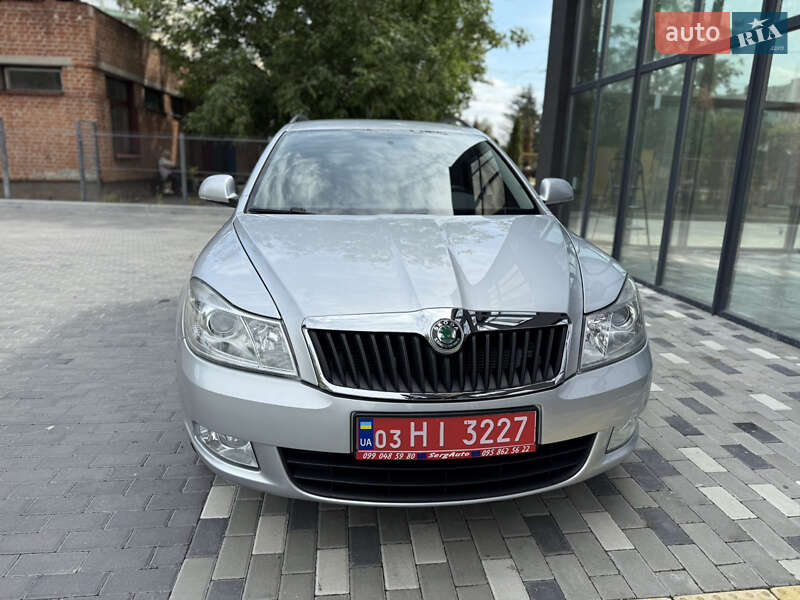 Универсал Skoda Octavia 2010 в Полтаве