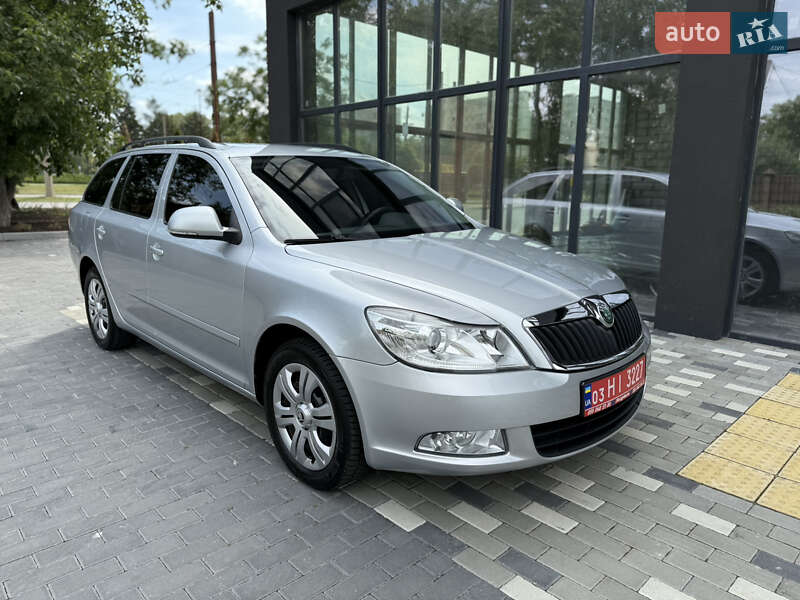 Универсал Skoda Octavia 2010 в Полтаве