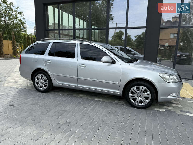 Универсал Skoda Octavia 2010 в Полтаве