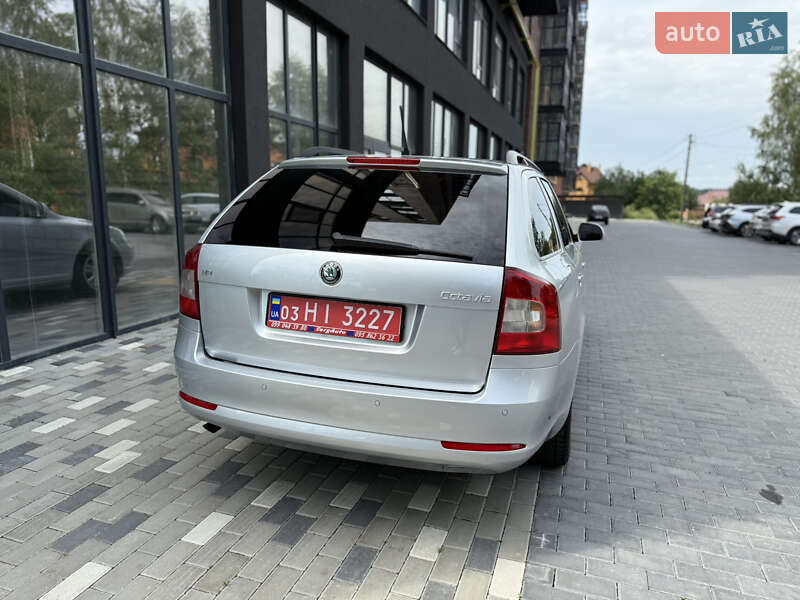 Универсал Skoda Octavia 2010 в Полтаве