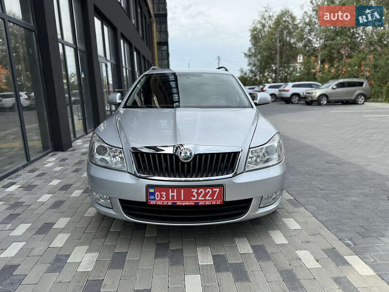 Универсал Skoda Octavia 2010 в Полтаве