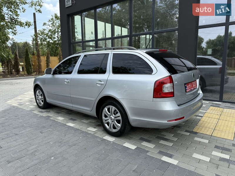 Универсал Skoda Octavia 2010 в Полтаве