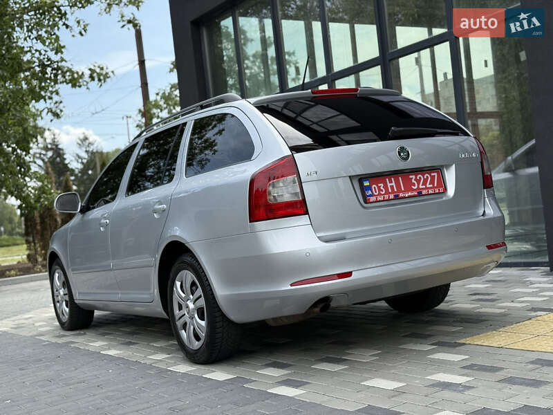 Универсал Skoda Octavia 2010 в Полтаве