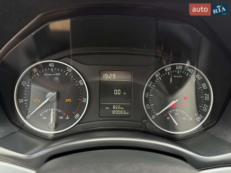 Универсал Skoda Octavia 2010 в Полтаве