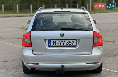 Универсал Skoda Octavia 2011 в 