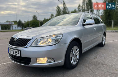 Универсал Skoda Octavia 2011 в 