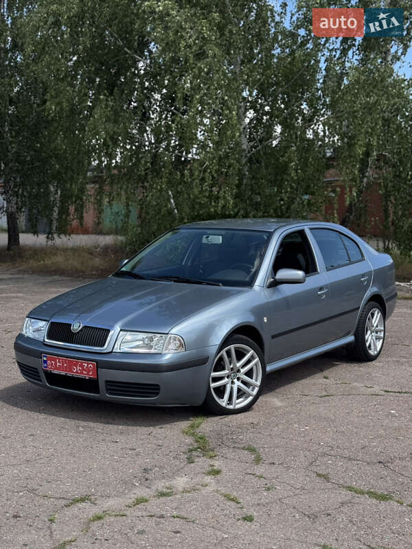 Лифтбек Skoda Octavia 2005 в 