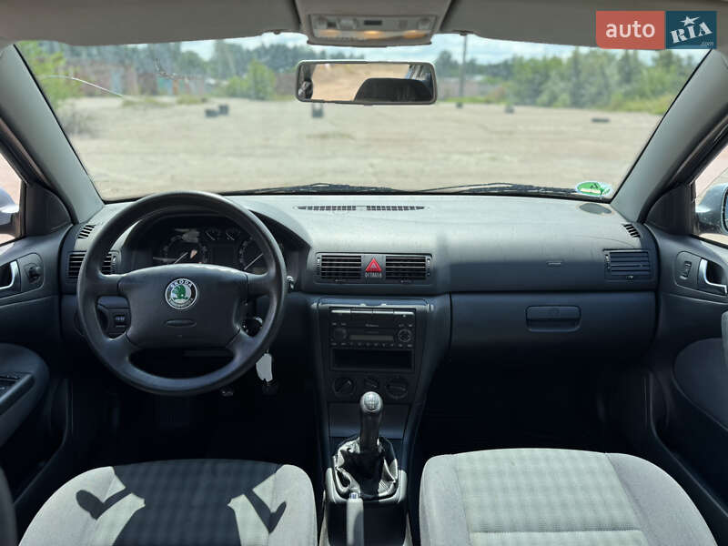 Лифтбек Skoda Octavia 2005 в Чернигове