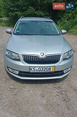 Універсал Skoda Octavia 2016 в Сокалі
