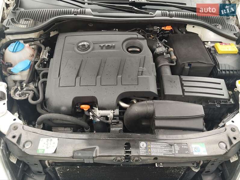 Універсал Skoda Octavia 2013 в Мамаївцах