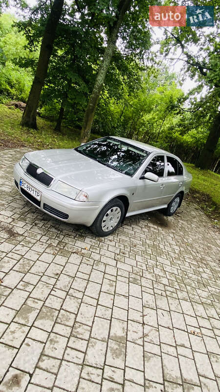 Лифтбек Skoda Octavia 2004 в Львове