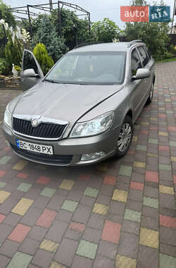 Универсал Skoda Octavia 2009 в Львове