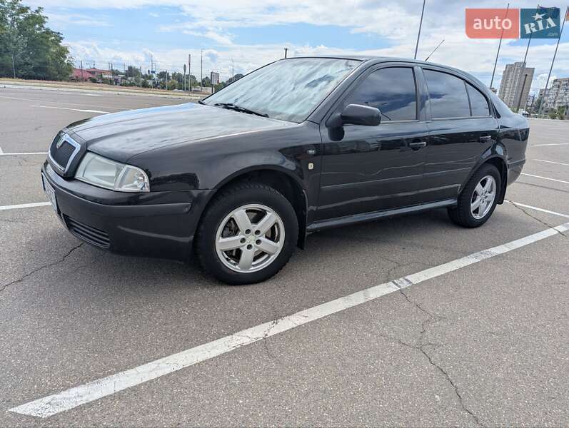 Лифтбек Skoda Octavia 2004 в Киеве