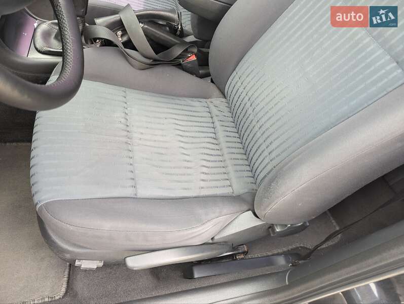 Лифтбек Skoda Octavia 2004 в Киеве