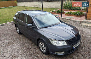 Универсал Skoda Octavia 2010 в 