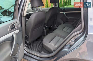 Универсал Skoda Octavia 2010 в 