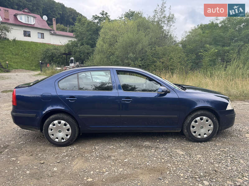 Лифтбек Skoda Octavia 2008 в Вижнице