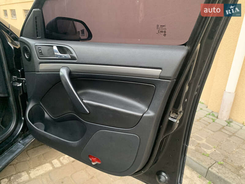 Лифтбек Skoda Octavia 2007 в Трускавце