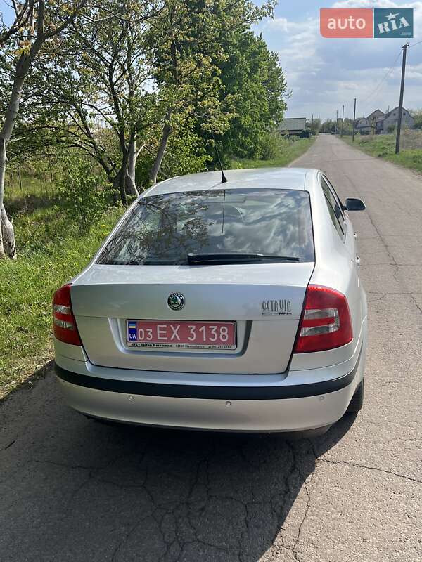 Лифтбек Skoda Octavia 2008 в Житомире