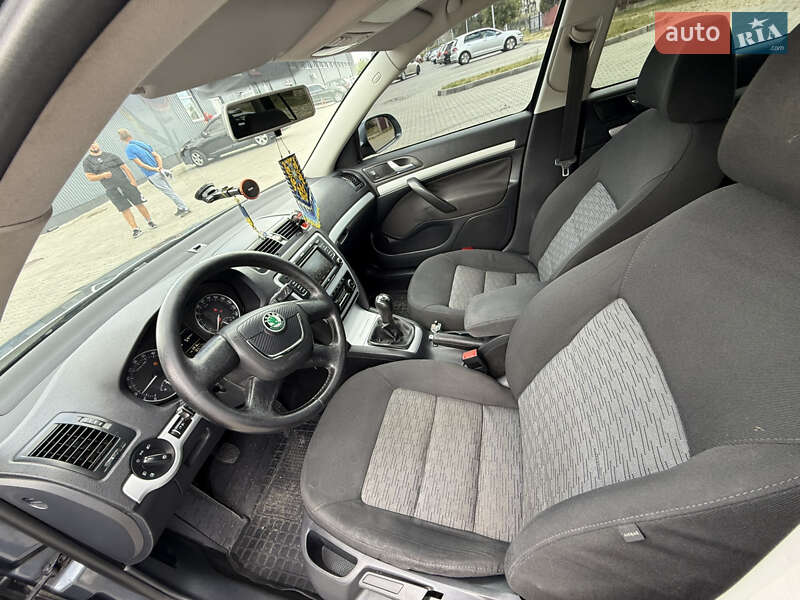 Универсал Skoda Octavia 2009 в Стрые