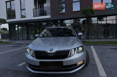 Універсал Skoda Octavia 2019 в Сваляві