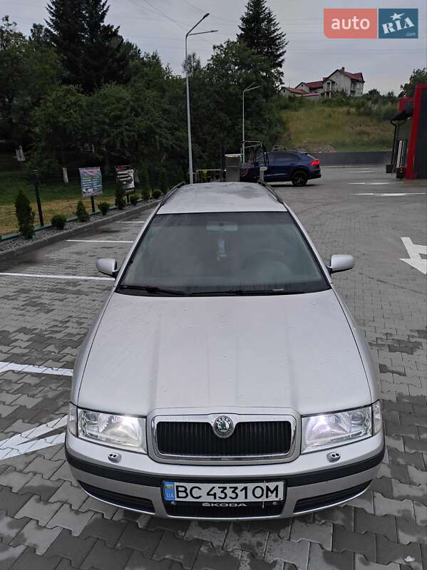 Універсал Skoda Octavia 2004 в Старому Самборі