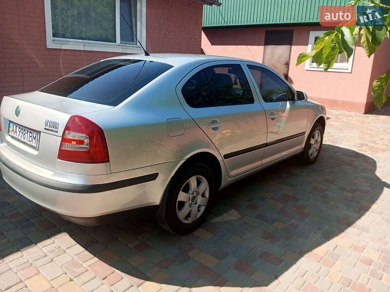 Лифтбек Skoda Octavia 2006 в Нежине