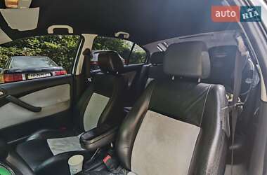 Лифтбек Skoda Octavia 2001 в 