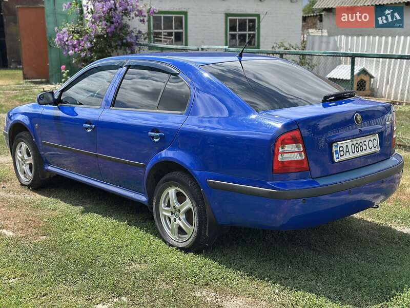 Лифтбек Skoda Octavia 2009 в Черкассах