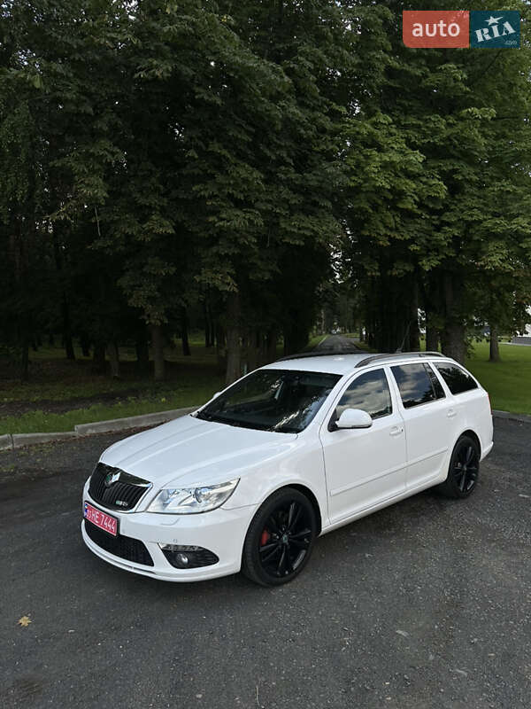 Универсал Skoda Octavia 2010 в Луцке