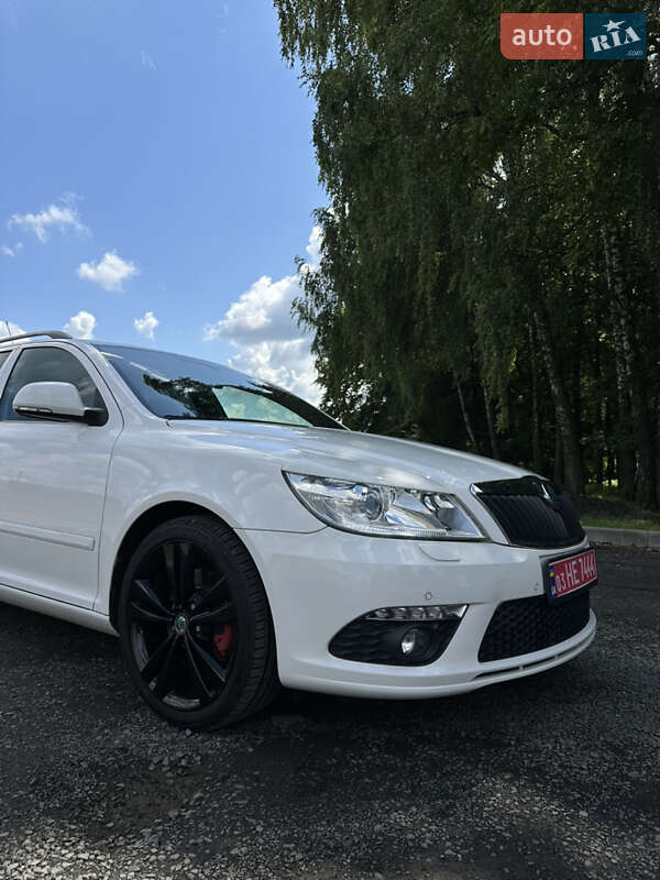 Универсал Skoda Octavia 2010 в Луцке