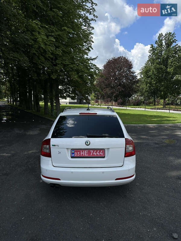 Универсал Skoda Octavia 2010 в Луцке