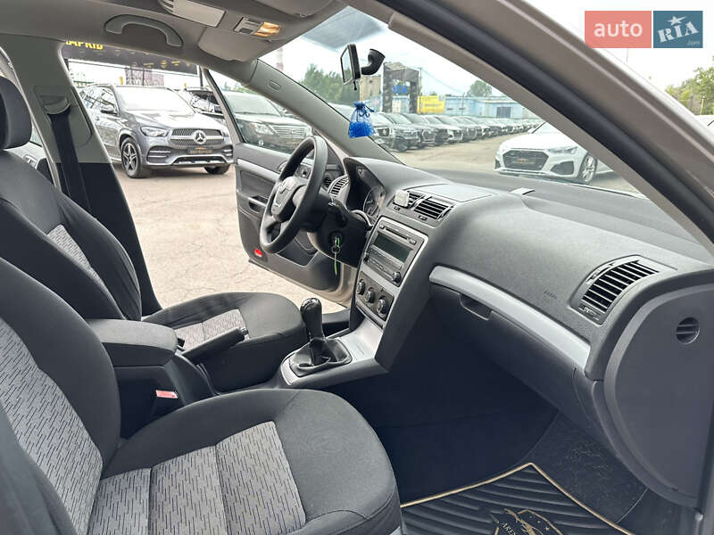 Универсал Skoda Octavia 2009 в Харькове