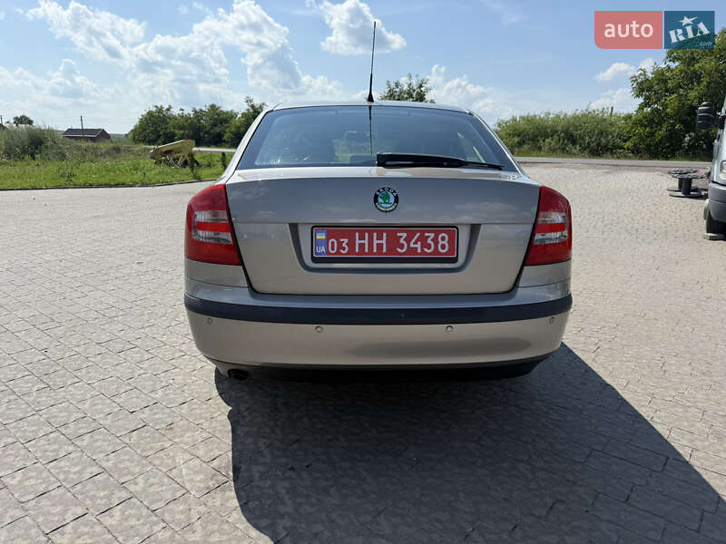 Лифтбек Skoda Octavia 2006 в Львове