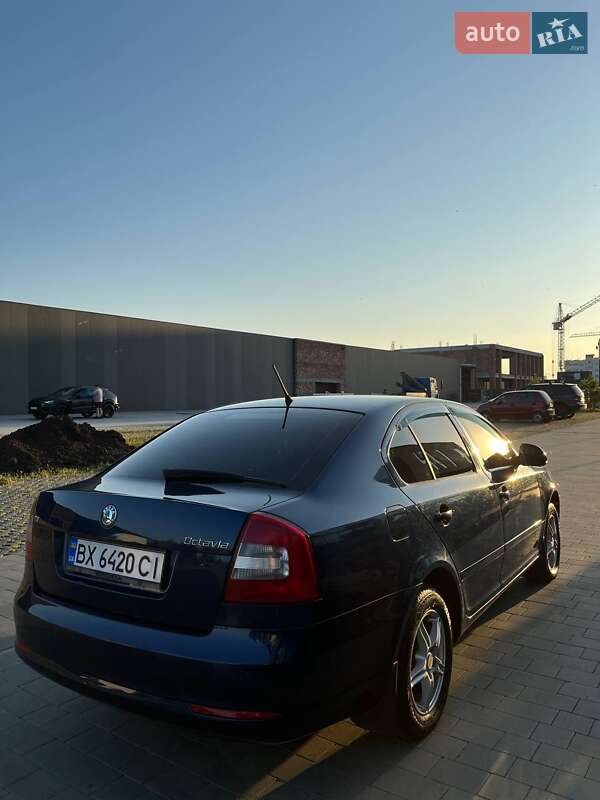 Лифтбек Skoda Octavia 2010 в Хмельницком