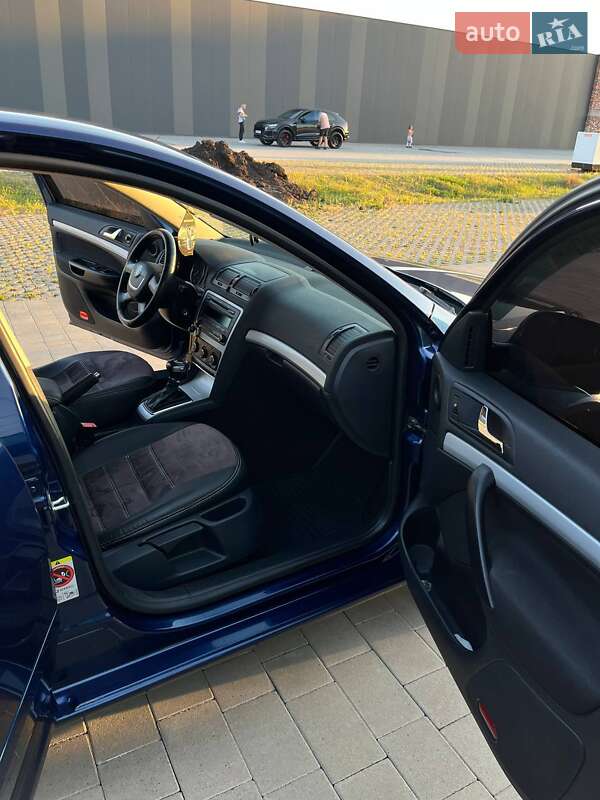 Лифтбек Skoda Octavia 2010 в Хмельницком
