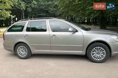 Універсал Skoda Octavia 2011 в 